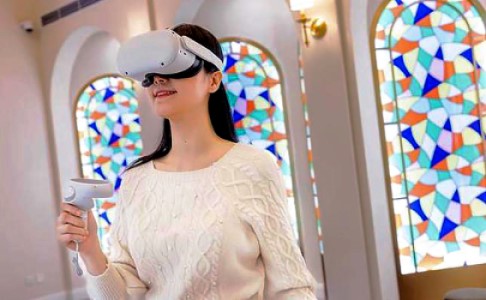 澳門世界文化遺產綜合運用裸眼3D、VR及AR等擬真技術，對教堂進行數字化復原。