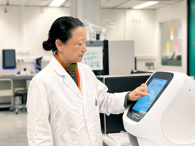 無法醫治病人，讓薛教授走上醫學科研之路。