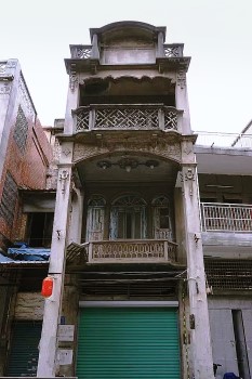 郭忠成金鋪舊鋪建築風格中西合璧。