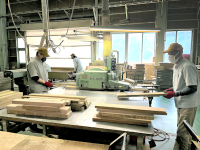 Maruni木工廠工場。