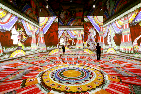 「一夢華胥」是首個數碼化皮影光影展。